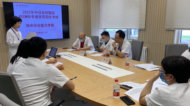 线上与线下心理咨询师培训课程，如何选择更适合自己的路径？**