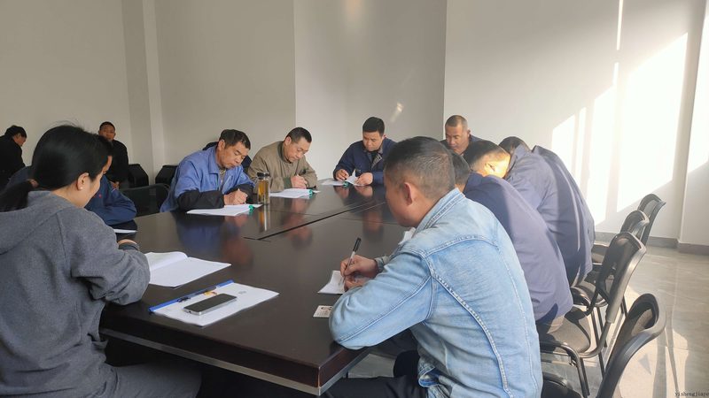 线下面授教学适合希望与教师面对面交流、互动的学员。这种教学方式适合以下场景：